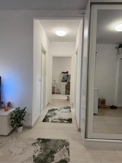 Apartament cu 2 camere semidecomandat în Titan