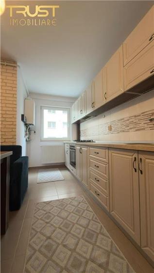 Apartament cu 2 camere decomandat în Florești