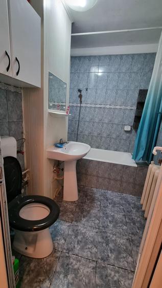 Apartament cu 2 camere semidecomandat în Iancului