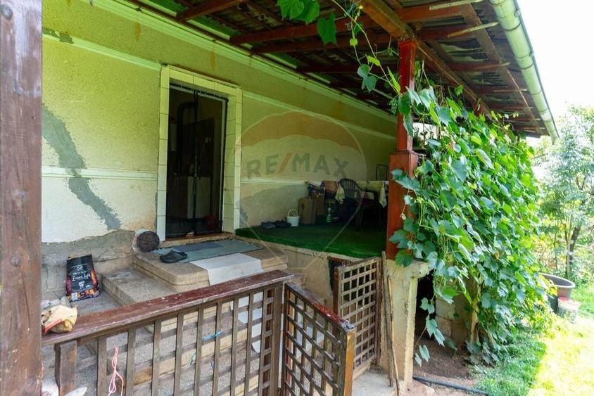 Casă individuală cu 3 camere cu Teren 9995 Mp în Ormindea