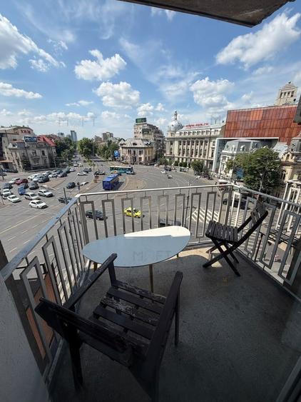 Apartament cu 3 camere semidecomandat în P-ța Romană