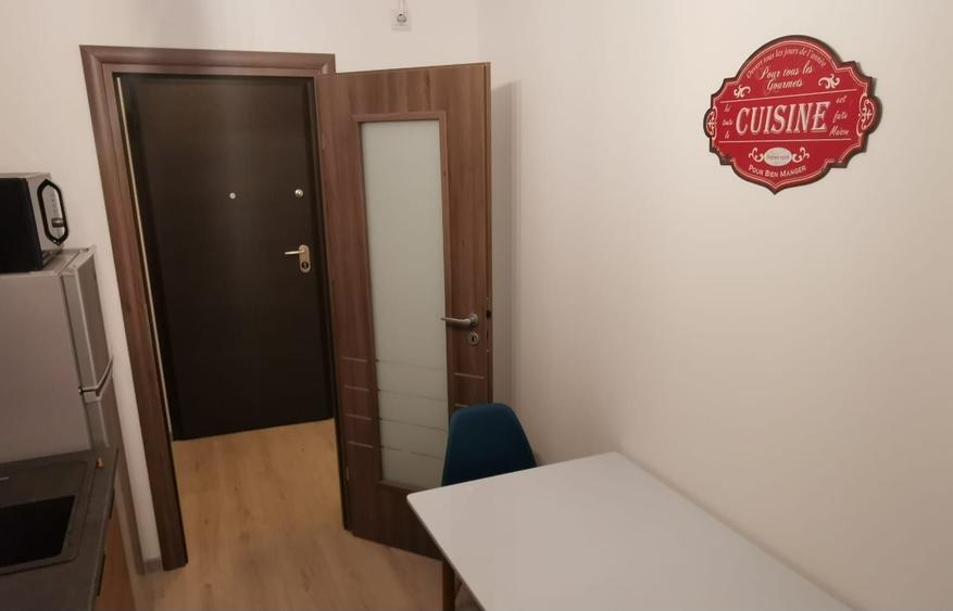 Garsonieră decomandată în Politehnica