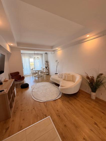 Apartament cu 2 camere semidecomandat în Pipera