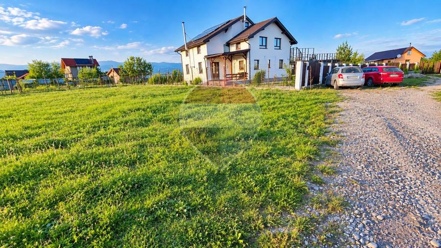 Teren Construcții intravilan de 503 mp, în Hălchiu