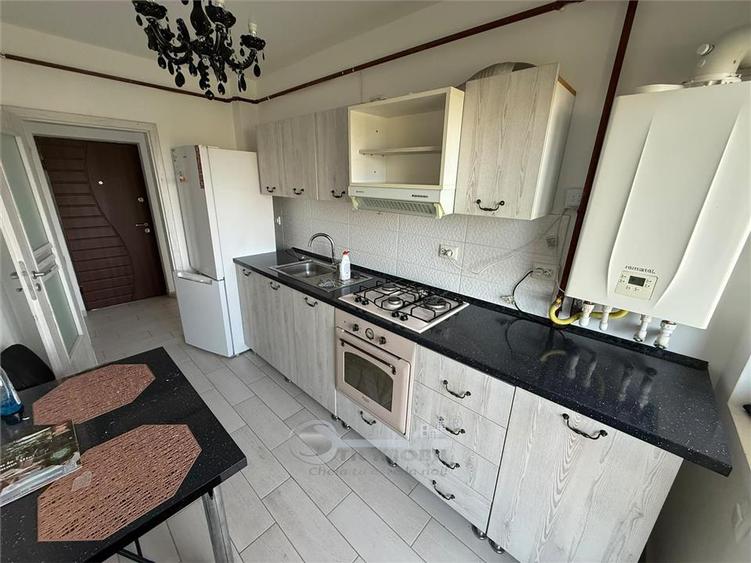 Apartament cu 2 camere decomandat în Cug
