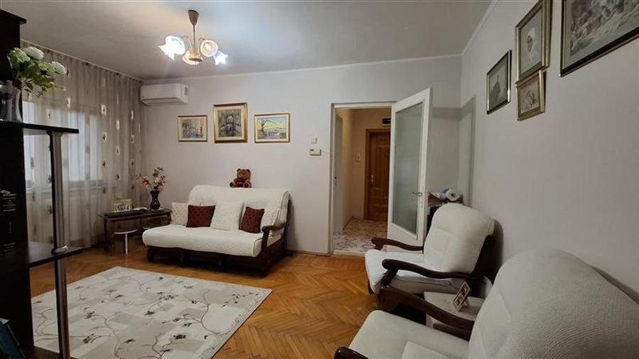 Apartament cu 2 camere semidecomandat în Gară