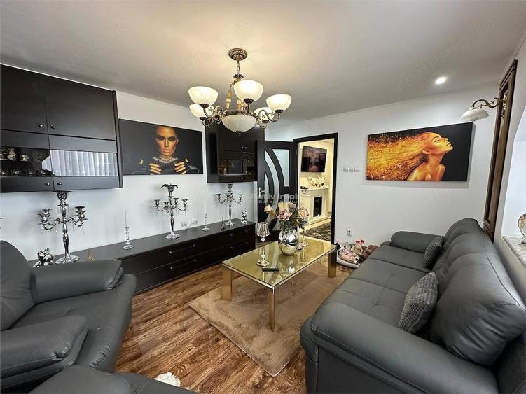 Apartament cu 3 camere decomandat în Moroasa 2