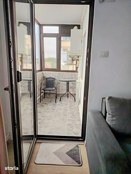 Apartament cu 2 camere decomandat în Delfinariu