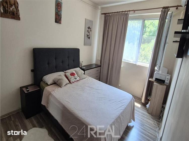Apartament cu 3 camere decomandat în Berceni — fotografia 3