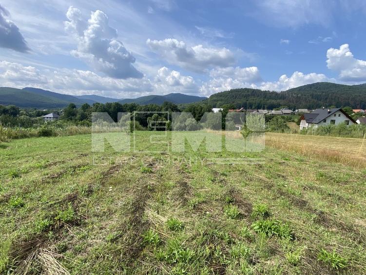 Teren Construcții intravilan de 2452 mp, în Voievodeasa