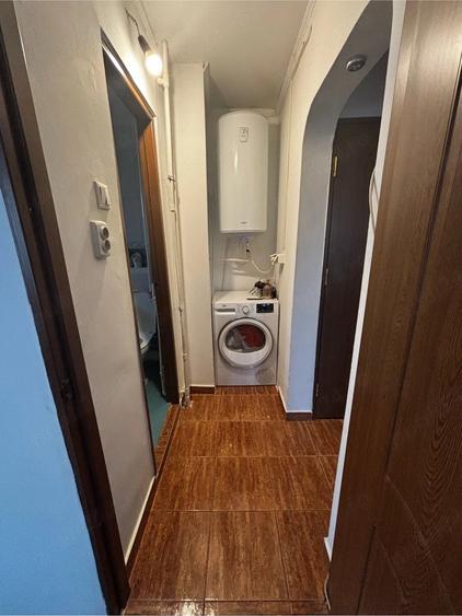 Apartament cu 3 camere decomandat în Rahova