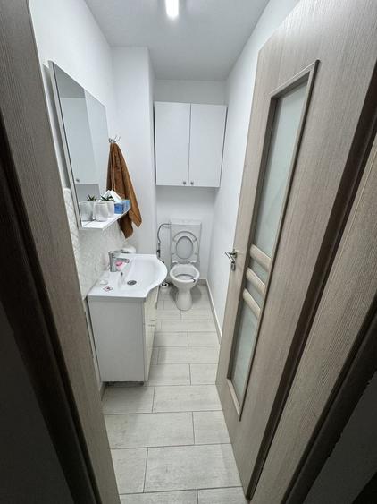 De vanzare apartament 2 camere decomandat 62mp utili parter inalt 2 bai - 4