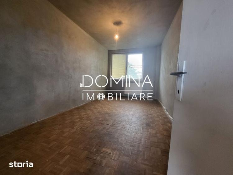 Apartament cu 3 camere semidecomandat în 1 Mai