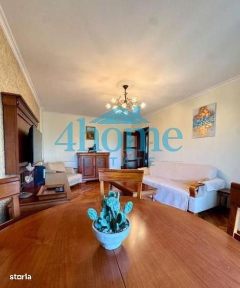 Apartament cu 2 camere decomandat în Ultracentral