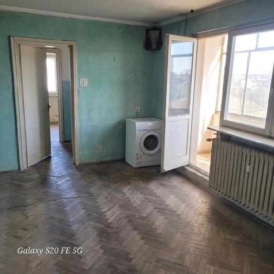 Apartament cu 2 camere semidecomandat în Tătărași