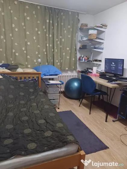 Apartament cu 4 camere decomandat în Mănăștur