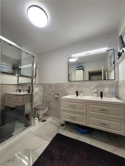 Casă individuală cu 4 camere cu Teren 249 Mp în Brătianu