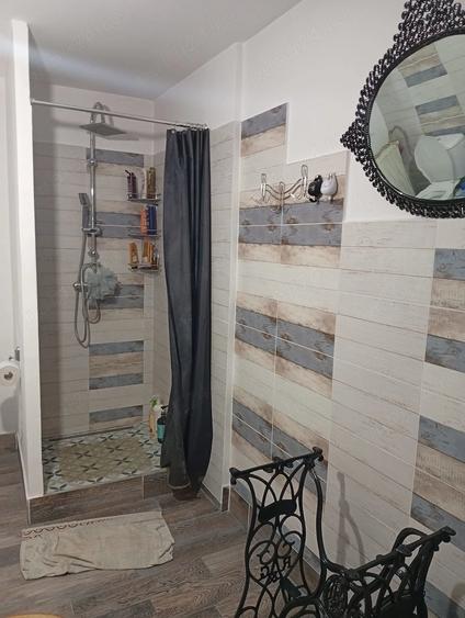 Casă cu Teren 2550 Mp în Micloșoara