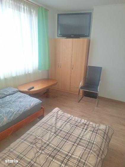 Casă cu 4 camere cu Teren 100 Mp în Centura
