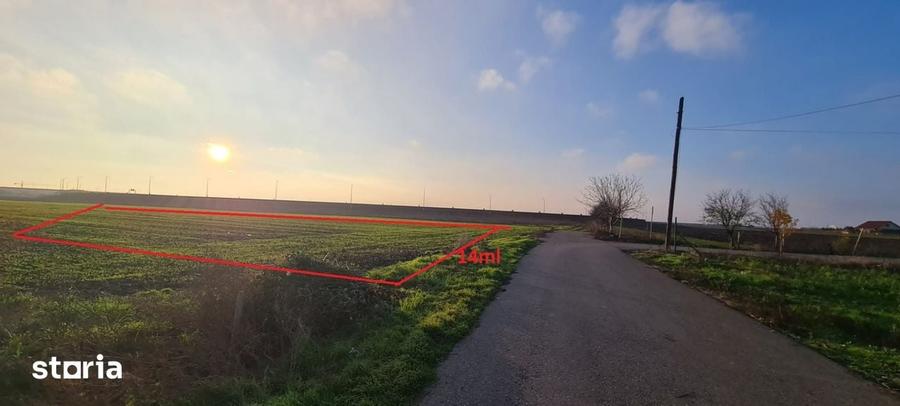 Teren de 2813 mp, în Vânători