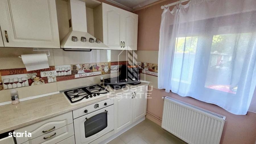 Apartament cu 3 camere decomandat în Bucovina
