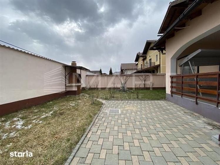 Casă cu 5 camere cu Teren 200 Mp în Central