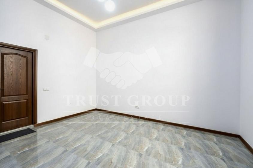 Casă individuală cu 5 camere cu Canalizare în Unirii