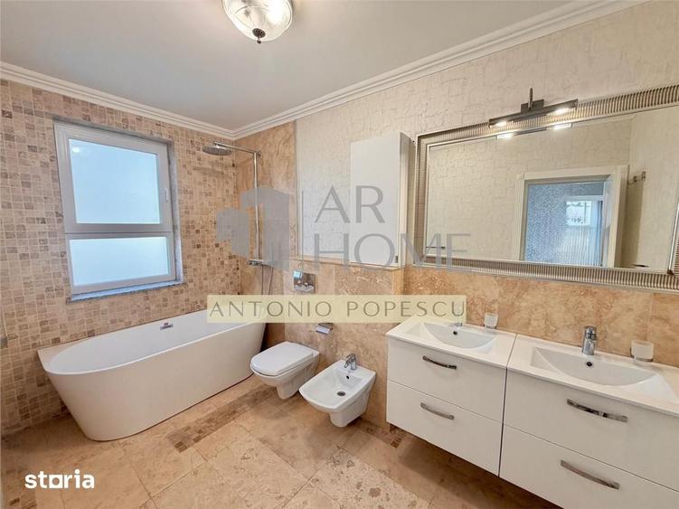 Casă cu 4 camere cu Teren 368 Mp în Blejoi