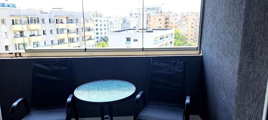 Apartament cu 4 camere decomandat, mobilat în Ultracentral