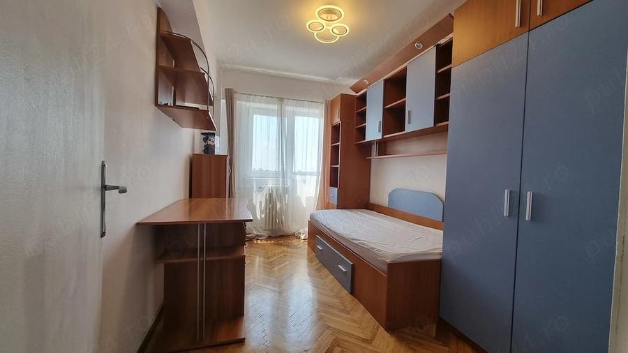 Apartament cu 3 camere decomandat în Ultracentral