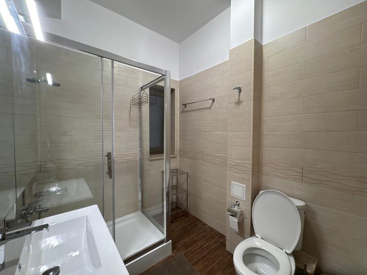 Apartament cu 2 camere semidecomandat în Herăstrău