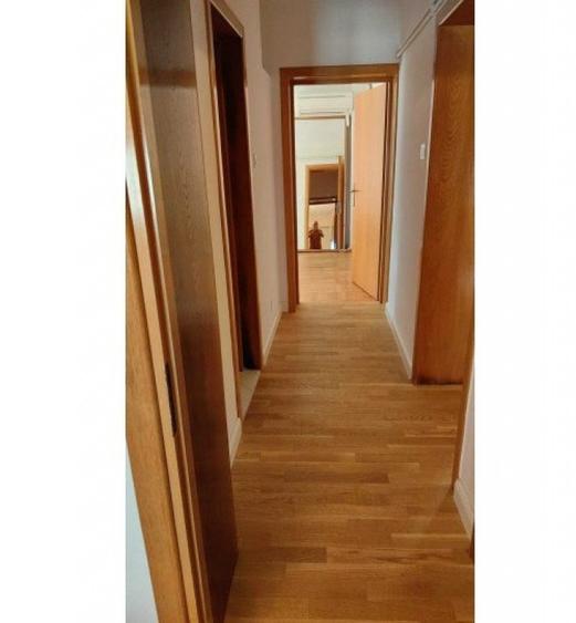 Apartament cu 3 camere decomandat în Decebal