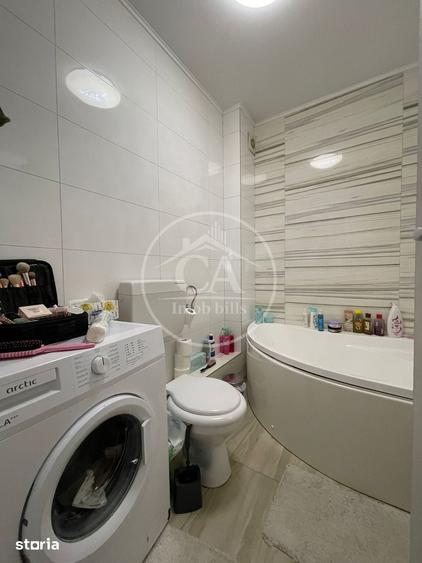 Apartament cu 3 camere decomandat în Salca