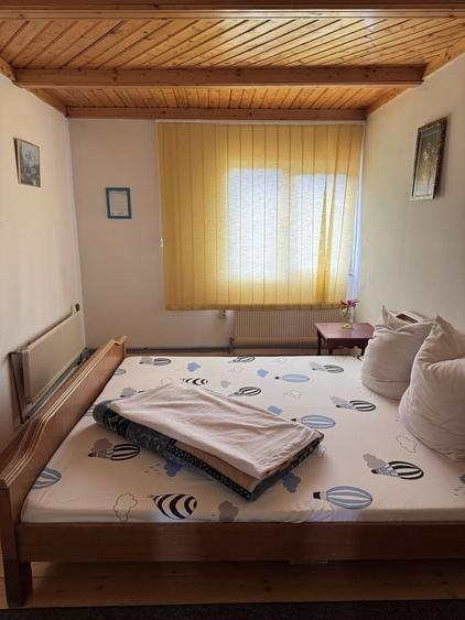 Casă cu 4 camere cu Teren 780 Mp în Fundata