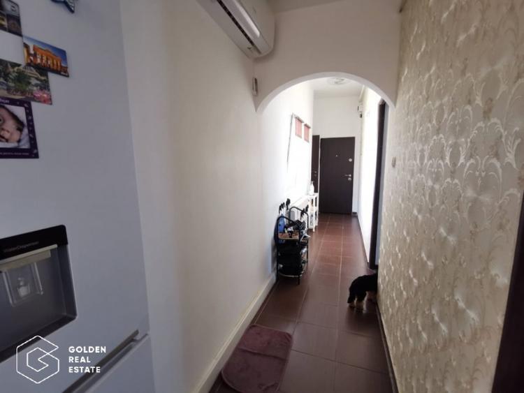 Apartament cu 3 camere decomandat, mobilat în Central