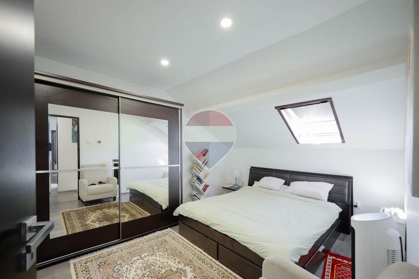 Vânzare apartament 4 camere, acces auto - parcare, Central - Cuza Vodă - 14