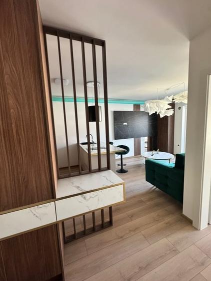 Apartament cu 2 camere decomandat, mobilat în Independenței