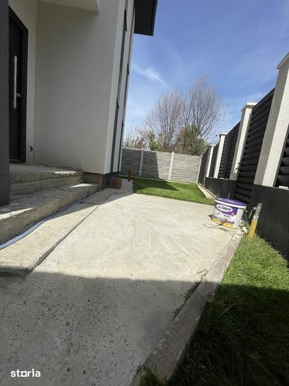 Casă cu 4 camere cu Teren 250 Mp în Central