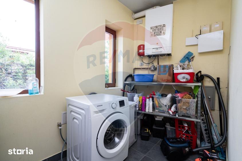 Casa / Vila cu 5 camere de vanzare Izvorani in apropierea padurii - 13