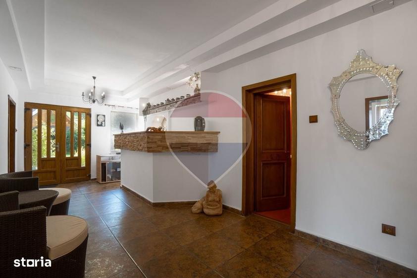 Casă cu 4 camere cu Teren 4780 Mp în Moieciu