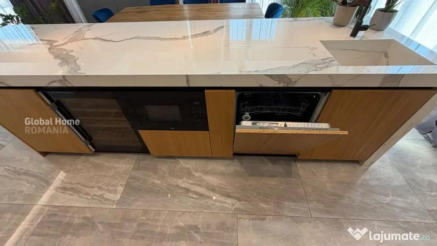 Apartament cu 4 camere semidecomandat în Sisești