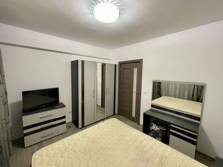 Apartament cu 2 camere semidecomandat în Tătărași