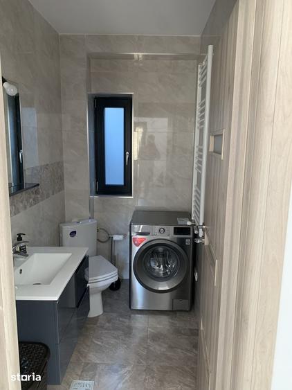 Casă cu 4 camere cu Teren 30 Mp în Central