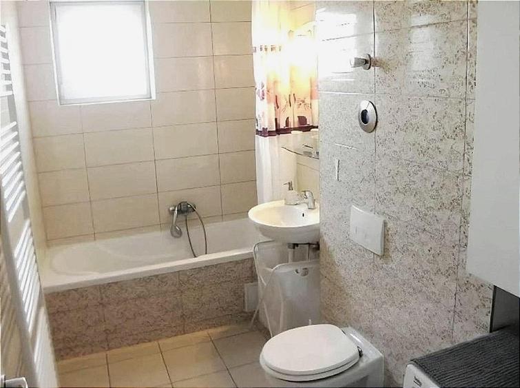 Apartament cu 2 camere decomandat, mobilat în Avantgarden