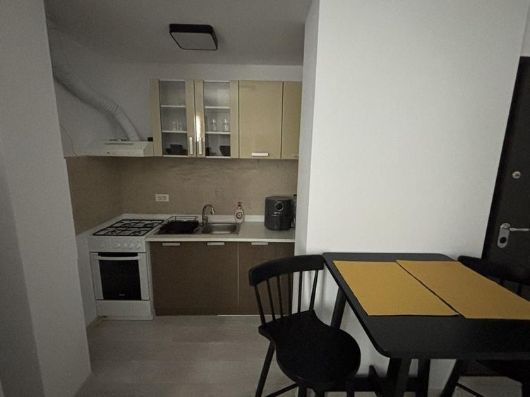 Apartament cu 2 camere nedecomandat în Central