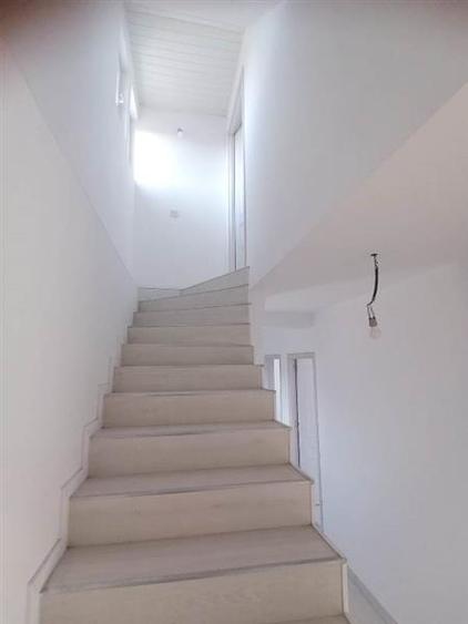 Duplex cu 4 camere cu Canalizare în Alexandriei