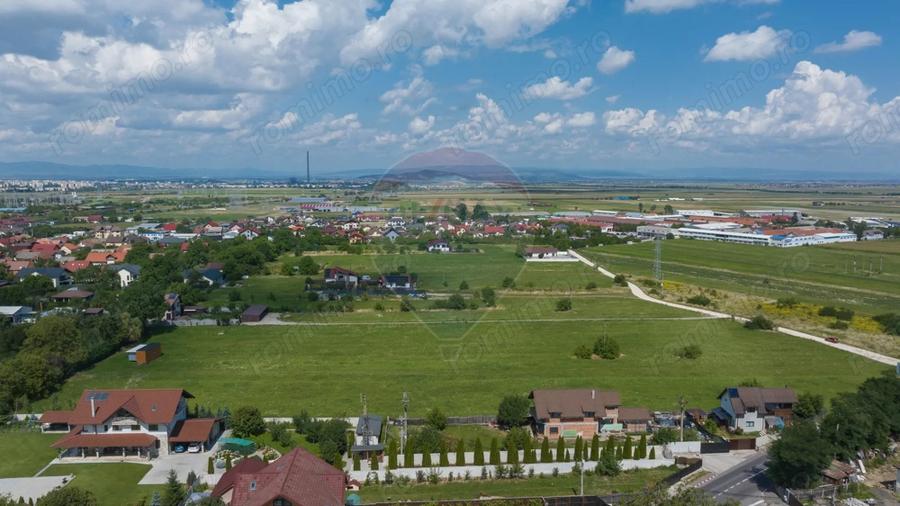 Teren de 547 mp, în Baciu