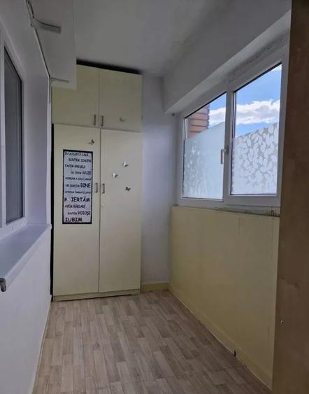 Apartament cu 3 camere decomandat, mobilat în Militari