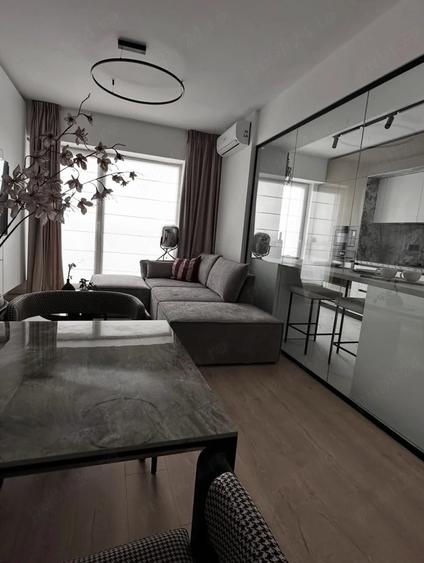 Apartament cu 2 camere decomandat în Theodor Pallady