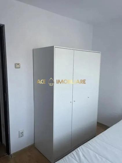 Apartament cu 2 camere semidecomandat, mobilat în Drumul Taberei